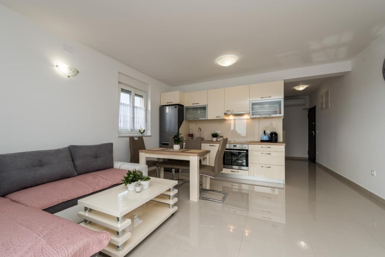Zoran Brand New Modern Apartments Мандре Екстер'єр фото