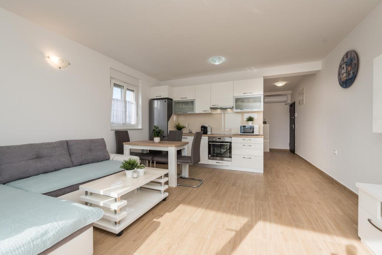 Zoran Brand New Modern Apartments Мандре Екстер'єр фото